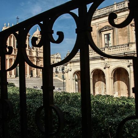 Apartament Pepe Concetta E La Movida Noto Zewnętrze zdjęcie