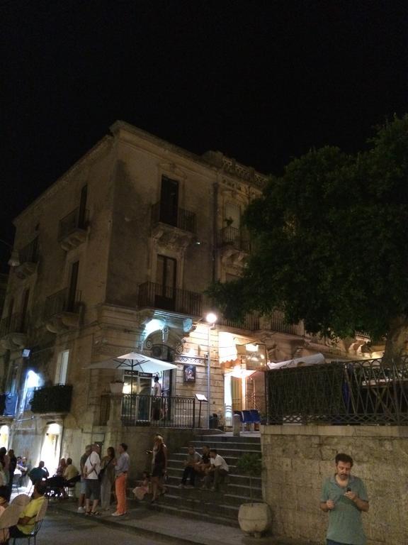 Apartament Pepe Concetta E La Movida Noto Zewnętrze zdjęcie